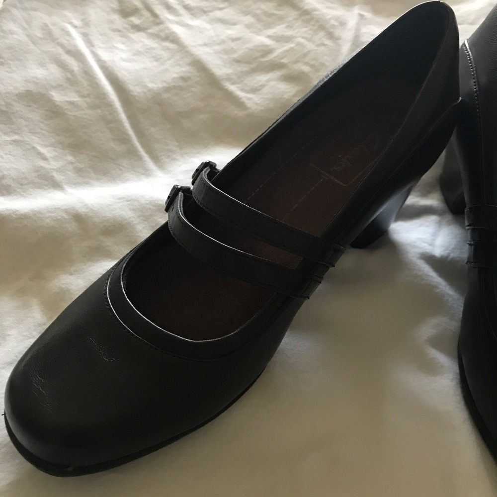Your new favorite Mary Janes!